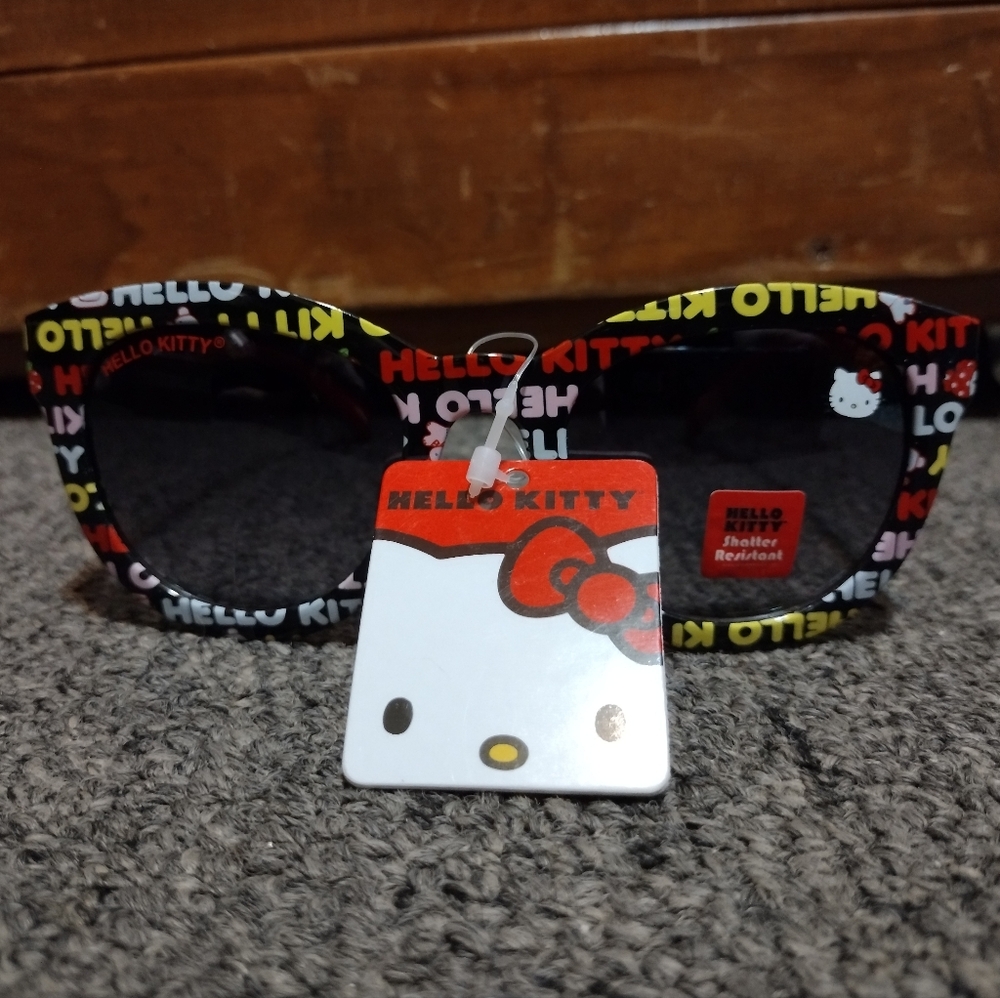 Hello Kitty Women's Multicolor Patterned Sunglasses